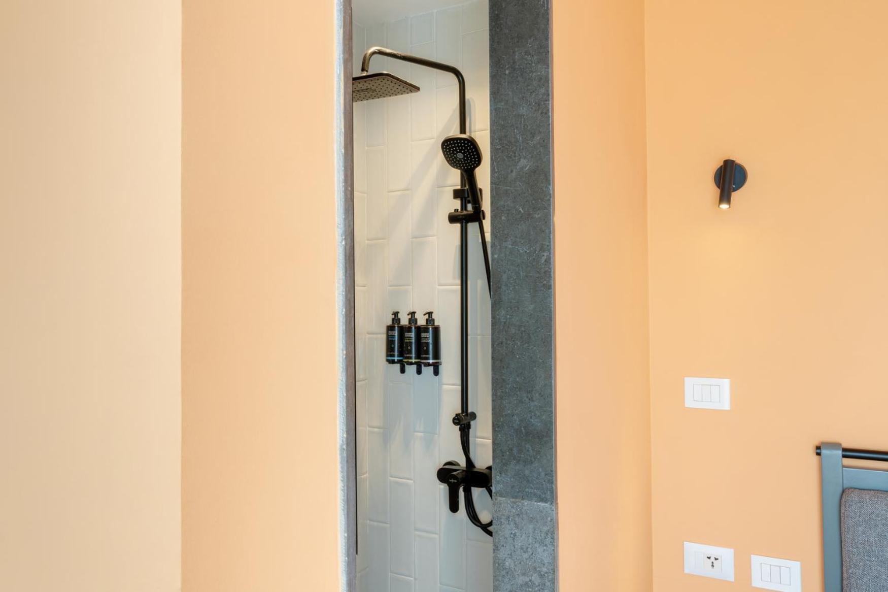 Appartement Grey L Downtown Ouzonian House *