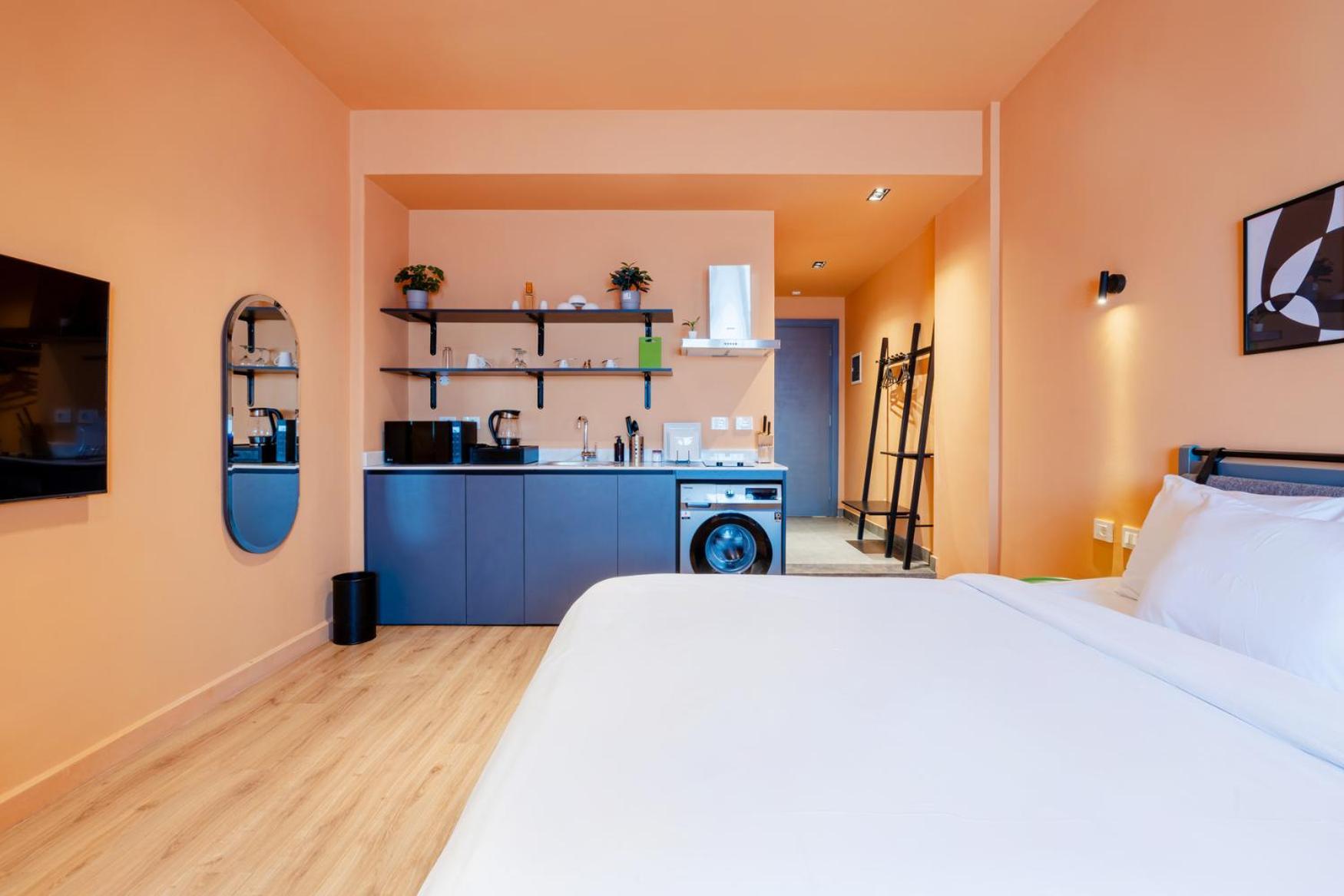 Grey L Downtown Ouzonian House Appartement